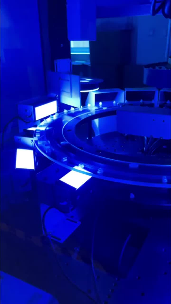 Taller de producción automatizado para conchas de plástico