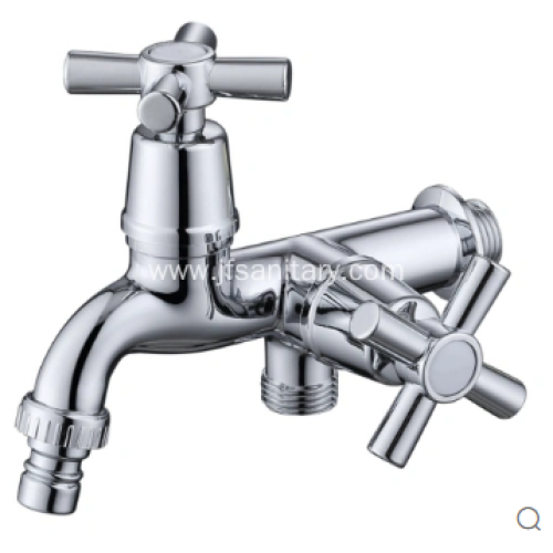 Comparison between Plastic Faucets and Stainless Steel Faucets