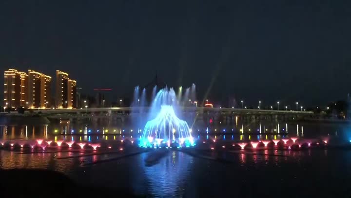 outdoor lake fountain