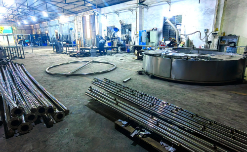 Dewy Faints Music-ро барои муштариёни муқаррарии он истеҳсол мекунад