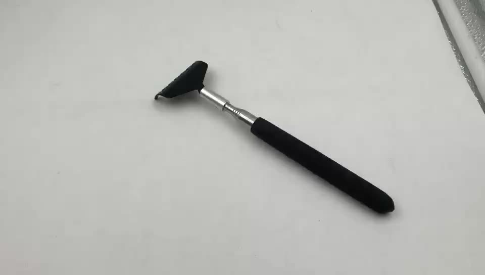 Extendable stainless steel back scratcher claw massager1