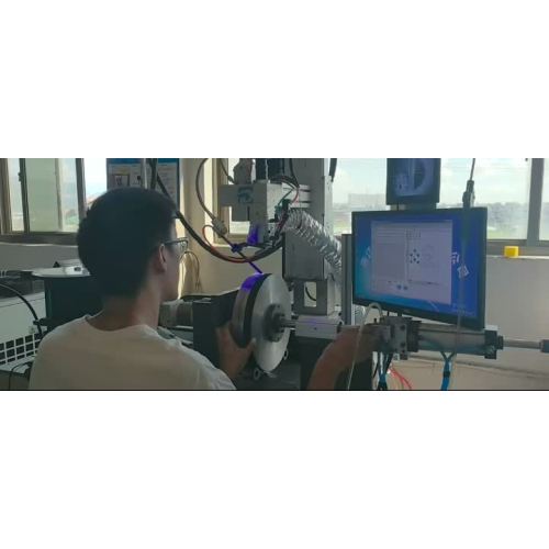 部品から製品への組み立てプロセス