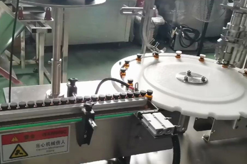 高速刀式旋盖机有哪些特点