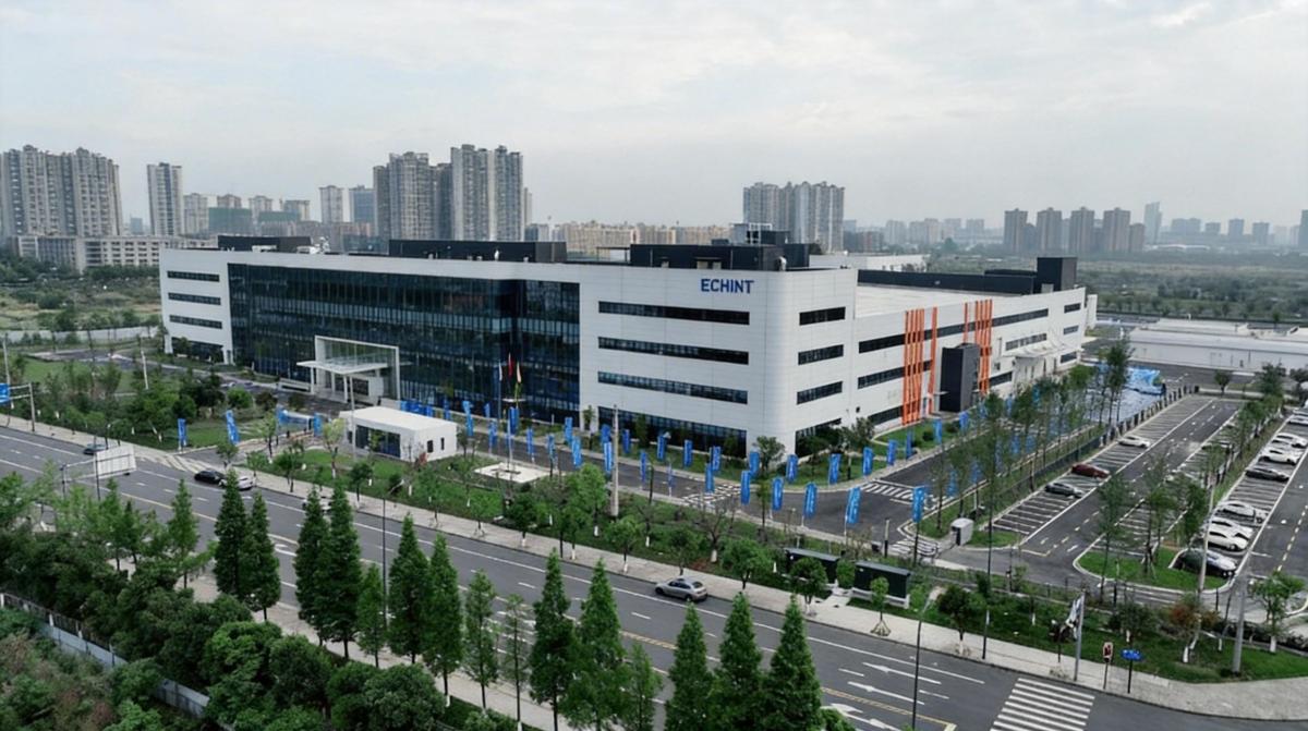 최고의 정밀도, 절대적인 순도: Fuxinyuan의 고순도 워터 펌프로 청두 ESWIN 프로젝트에 전력 공급