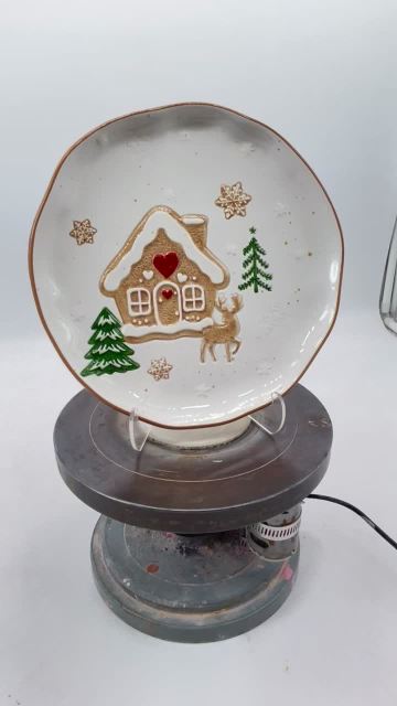Biscuit House Plate