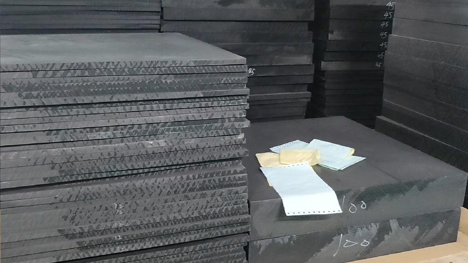 Xaashida Black PtFE