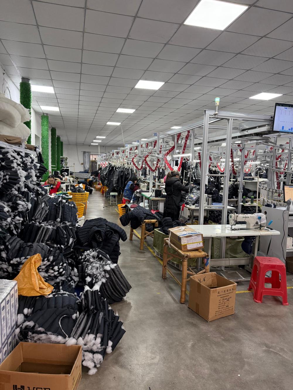 Factory Interior Working Scene (5)