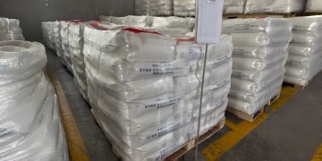 Delivery of liquid PVC stabilizer