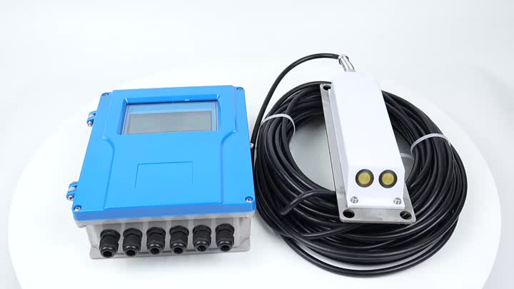 Doppler ultrasonic flowmeter