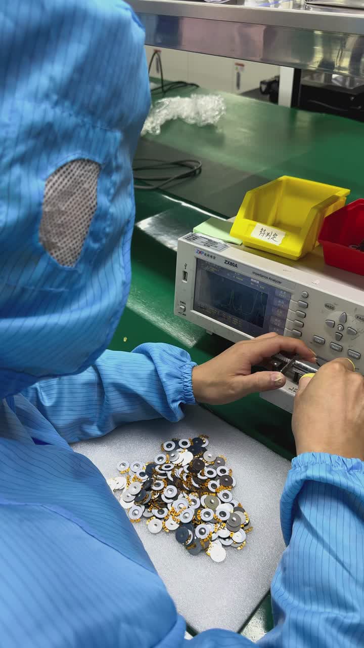 Teste de frequência operacional da folha atomizadora microporosa