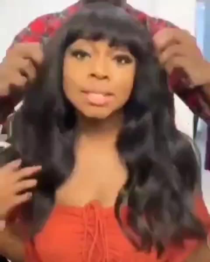 Body Wave Human Hair Wigs með Bangs