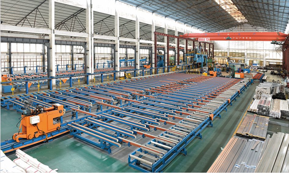 3000 Tons Pressure Extrusion machine Workshop