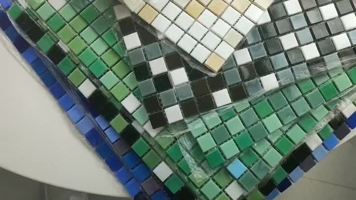 Mosaico de vidrio cremoso de estilo italiano