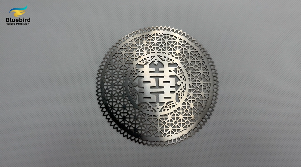 Творческий дизайн из нержавеющей стали с лазерной срезом