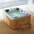 Aromatic Bath Spa with Balcony Hot Tub and Ozonator1