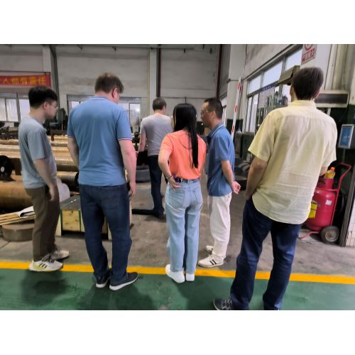 Our company has successfully invited Russian customers to conduct on-site inspections of aluminum profile extrusion molds