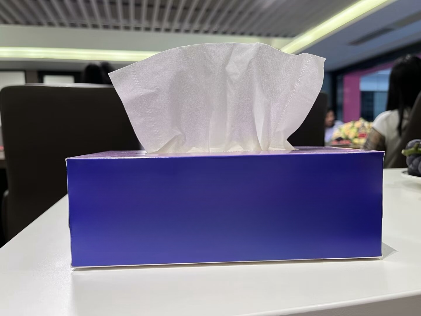 premium facial tissue flat box in meeting room 230803