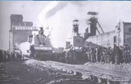 리아아야 우안 양말 산업의 개발 및 혁신