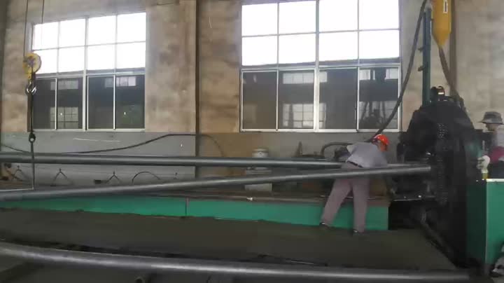 Video of the production process of the lamp post