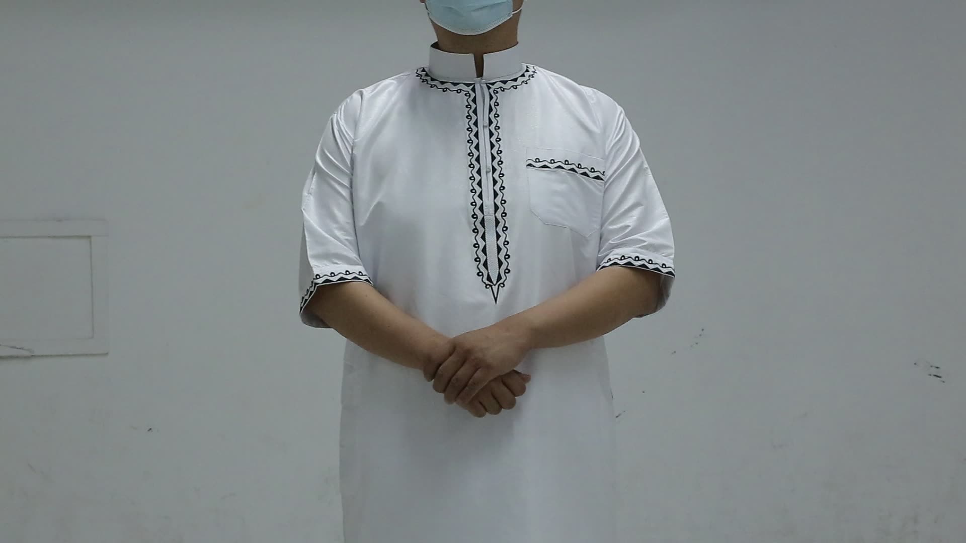 Materiale in tessuto in poliestere da 2 pezzi Design jubba per uomini Disegni Kurta Thobe Kurta per uomini1