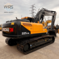 Used Hyundai 225 Tracked Excavator for Sale1