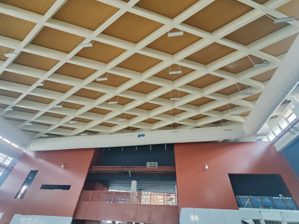 Fabric ducts are used in a basketball stadium in Zhejiang Province