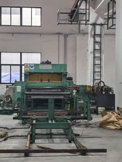 Выравнивающая машина