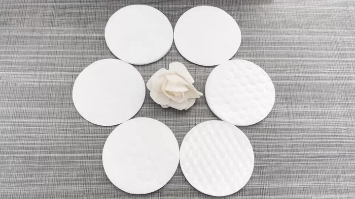 Round cotton pads