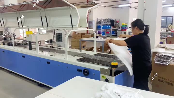 Continuous Packaging of White T-shirts (paper card)