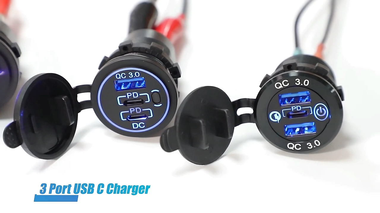 12V/24VトリプルUSBアウトレットメタル60W USB-Cマルチカー充電器ソケットPD3.0およびタッチスイッチ付き2つのQC3.0ポート