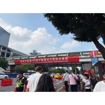 Rislife Tire забяспечвае заказ Танзаніі ў першы дзень Кантонскага кірмашу, паскараючы пашырэнне на афрыканскім рынку!