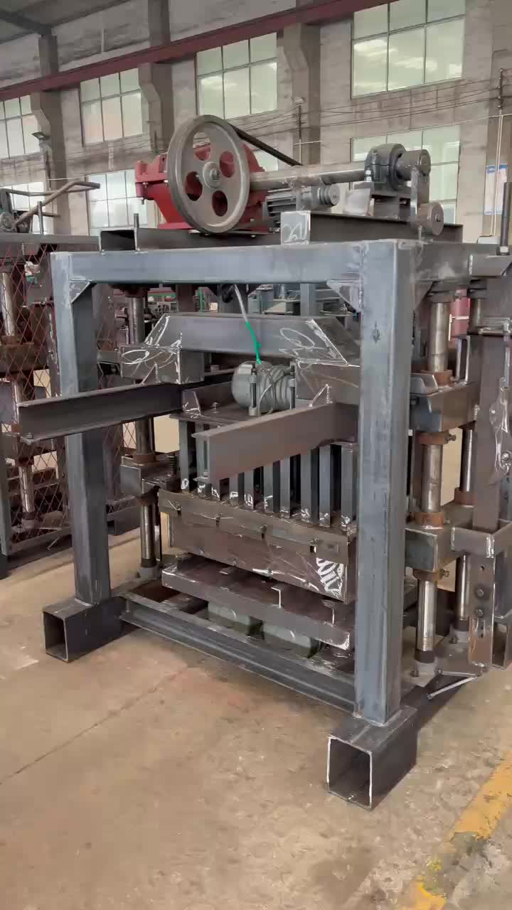 Производитель машин с пустыми кирпичами