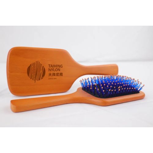 La brosse à cheveux superball BeautyFil ™ est votre spécialiste magique de soins capillaires