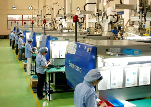Mold Manufacturer Expands Custom Capabilities, Targeting Automotive, Tools & Security Hardware