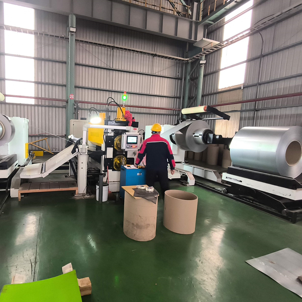 Logam Timbul Sliting Metal Matt Metal