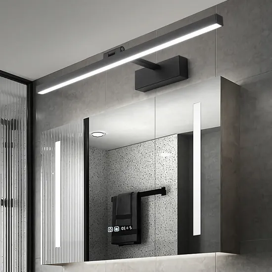 Sleek de 600 mm en blanco y negro Mirror de baño LED Light1