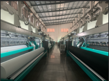 Warp knitting machine