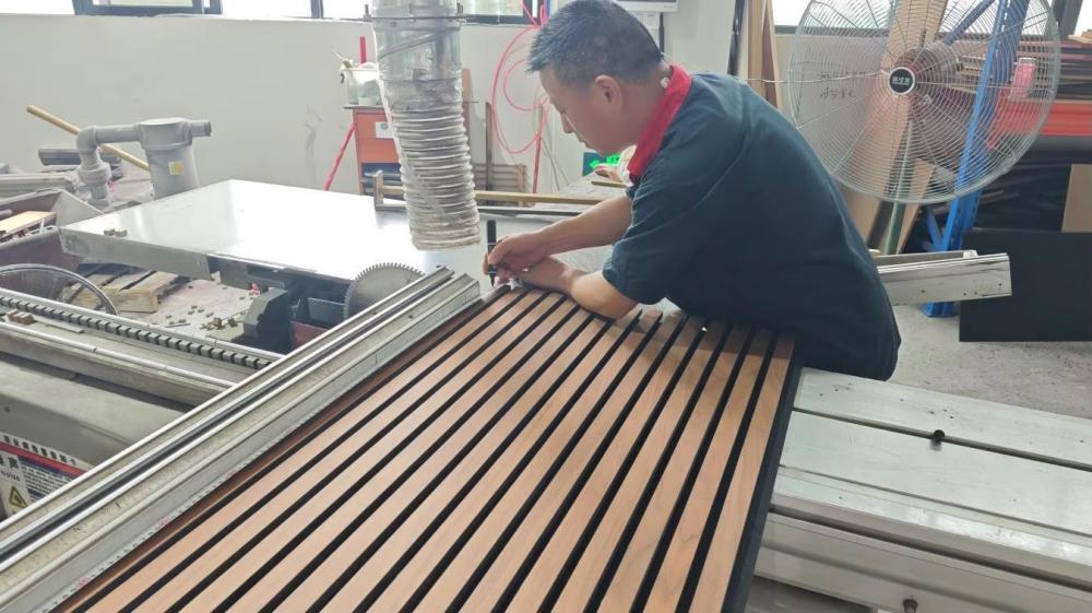 Production process for slatted acosutic panel 4