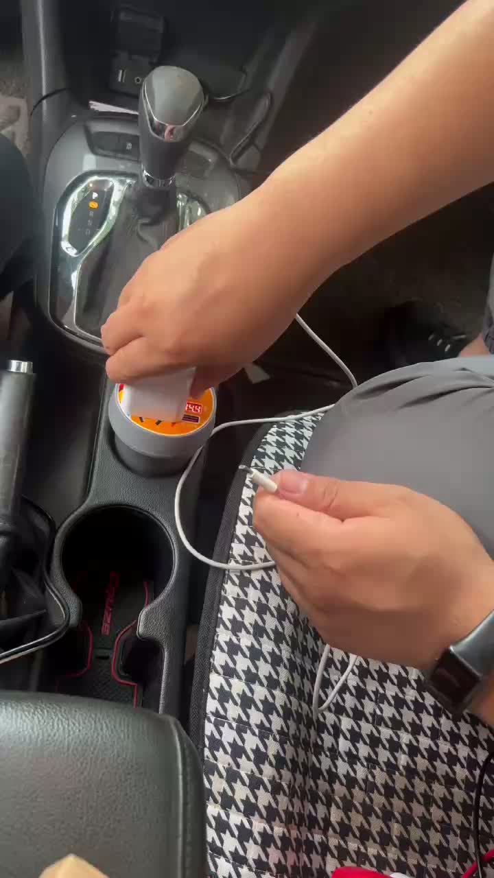 Onduleur de puissance de voiture Z08