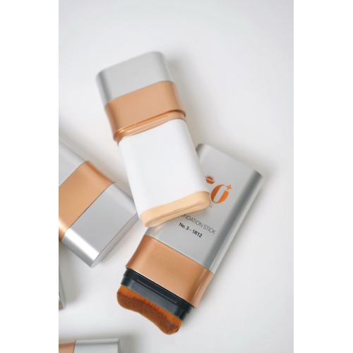 Da solução rápida à precisão da pele: por que os bastões de base estão se tornando a nova base essencial para maquiagem