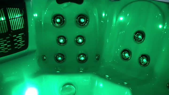 1105 7 Person Tub Luxury Jacuzzier Hot Tub