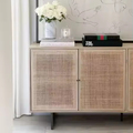 Hochwertiger nordischer Stil Sideboard Moderne Designs solides natürliches Holz Aufbewahrungszimmer Rattan Küchenschrank1