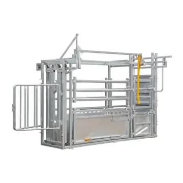 Cattle Crush with Head Bale and Sliding Gate1