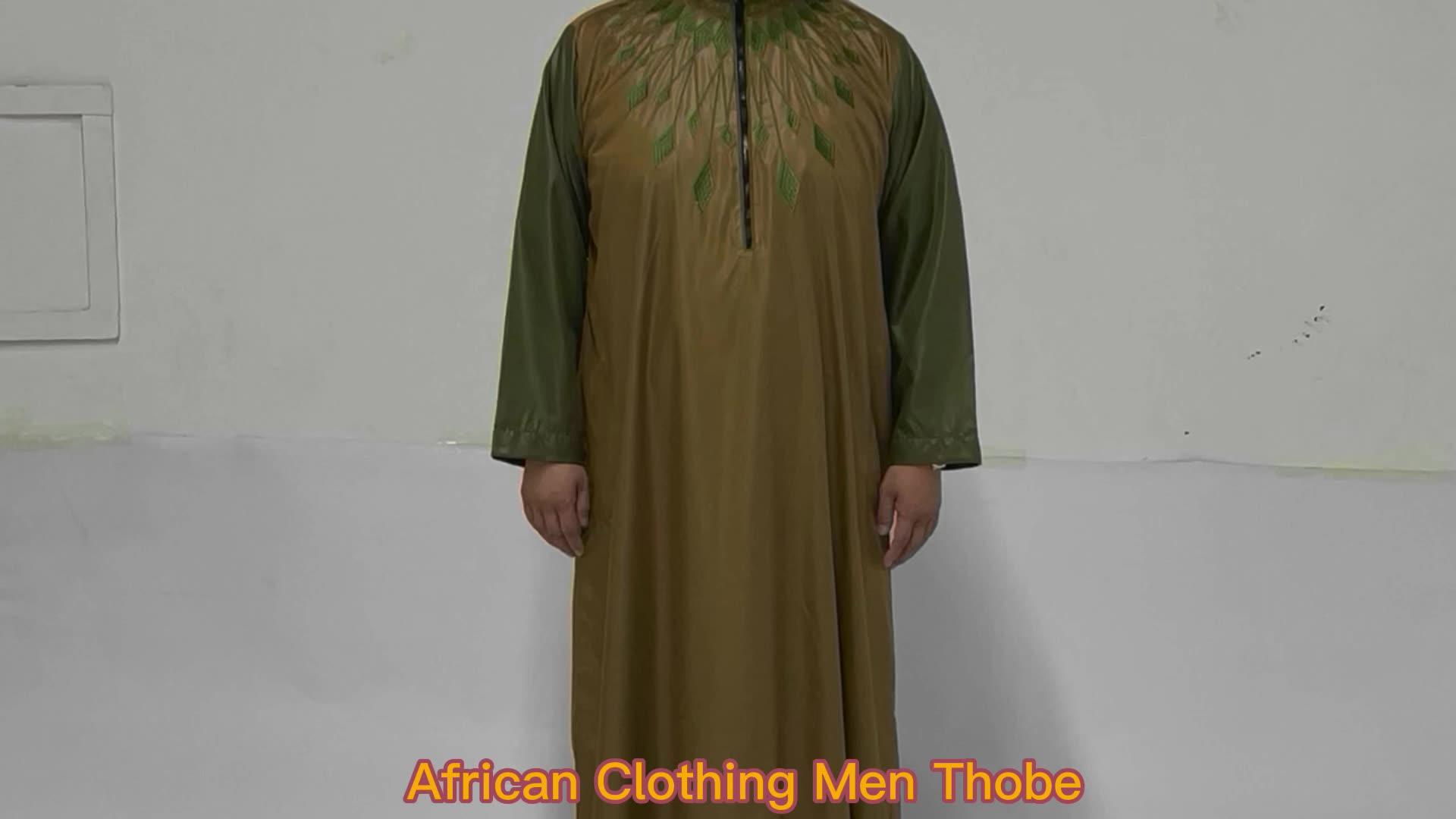 Abbigliamento islamico thobe uomini abiti musulmani per uomini qamis di qualità thobe piatta africana abiti africani kaftan per uomini1