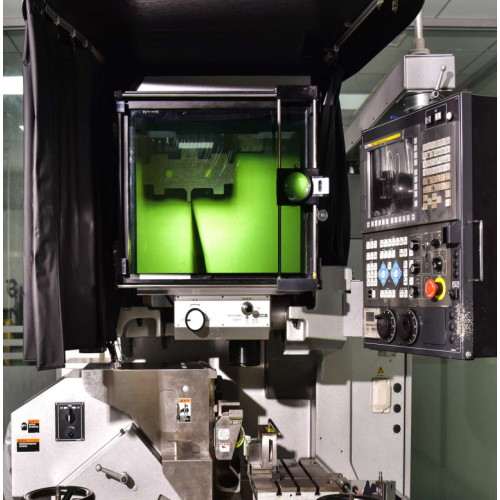 Processamento de molde de alta precisão PG Tecnologia de moagem óptica