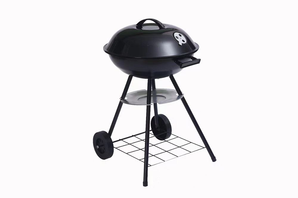 Hot sale  17inch  easily portable BBQ  barbecue charcoal grill  kettle grill smoker for camping