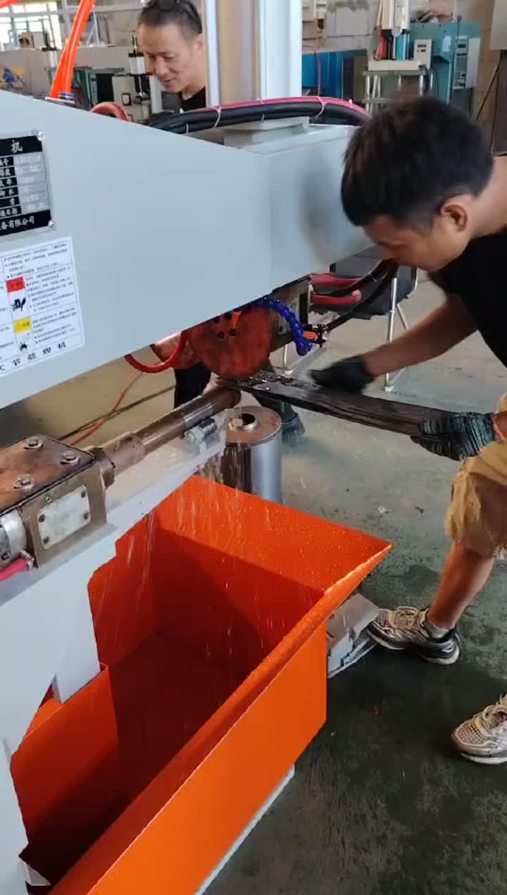 Imágenes capturadas durante el funcionamiento de la máquina.