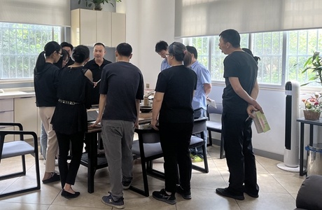 Discuss specific requirements &customization needs