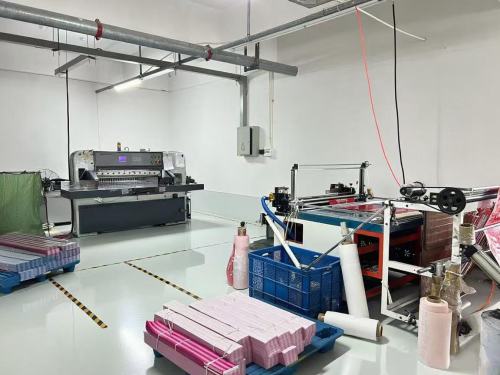 Zhejiang Liuyuan Environmental Protection Technology Co., Ltd. - Líder em inovação em tecidos não tecidos e sacolas ecológicas para indústrias globais