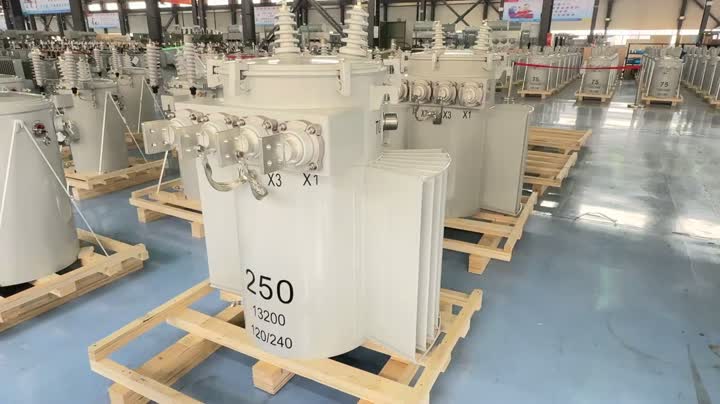 250 кВА 13200 В 120/240 В.